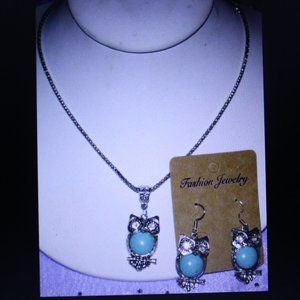 Owl Earring & Necklace Set Faux Turquoise